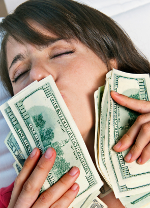 lady kissing money